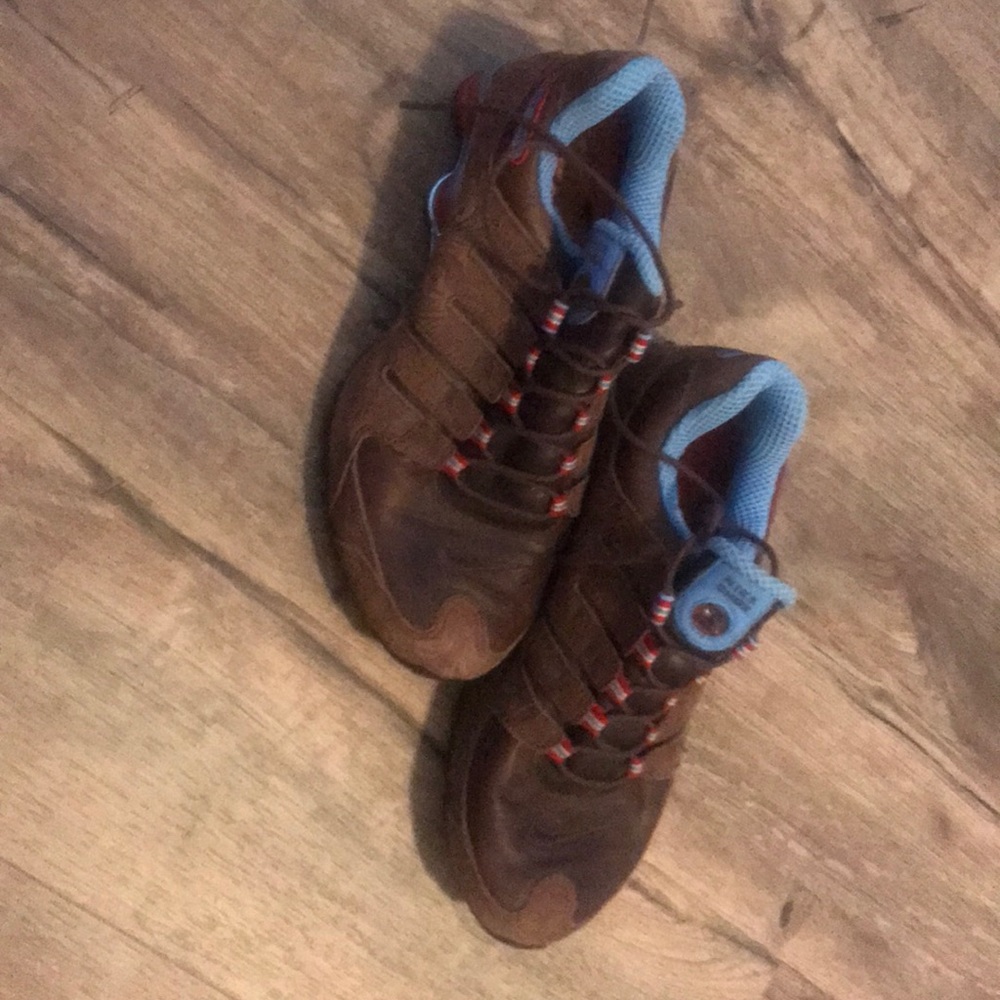 Nike Shox tennis shoes size 7.5